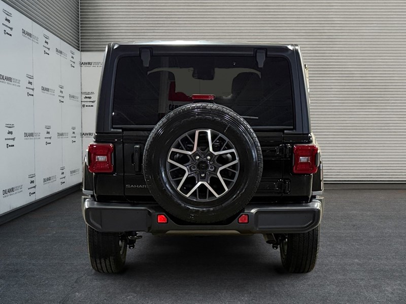 2025 Jeep Wrangler Sahara 4 Door 4x4