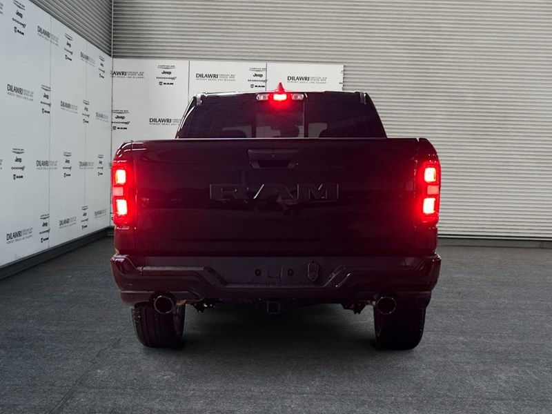 2025 RAM 1500 Tradesman 4x4 Crew Cab 5'7" Box