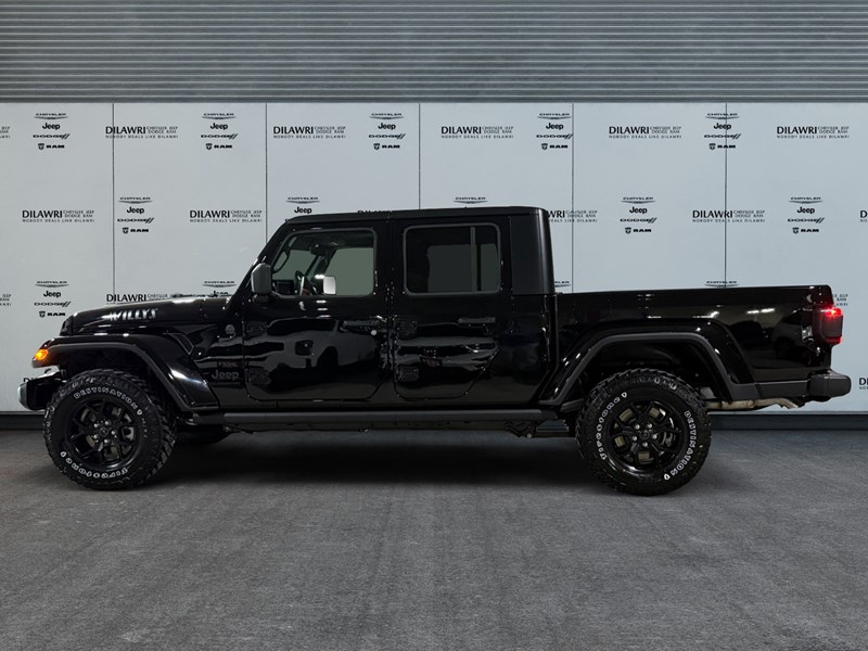 2025 Jeep Gladiator Willys 4x4