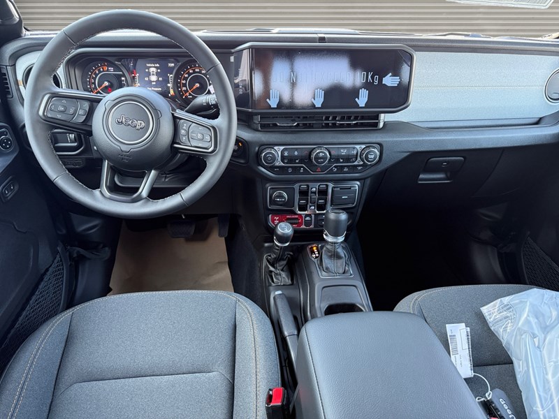 2025 Jeep Gladiator Willys 4x4