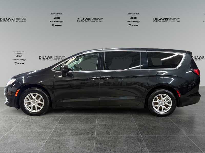 2023 Chrysler Grand Caravan SXT 2WD