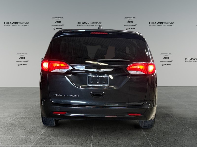 2023 Chrysler Grand Caravan SXT 2WD