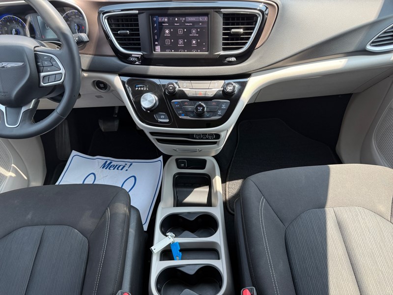 2023 Chrysler Grand Caravan SXT 2WD