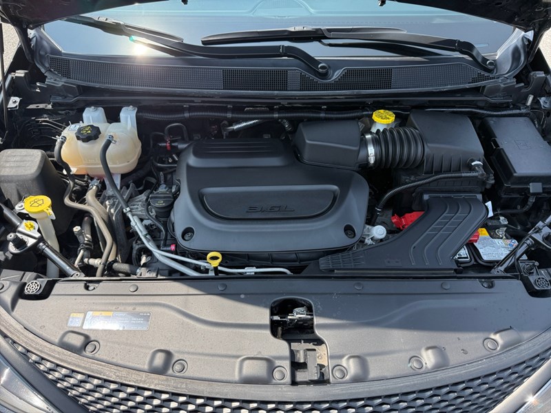 2023 Chrysler Grand Caravan SXT 2WD