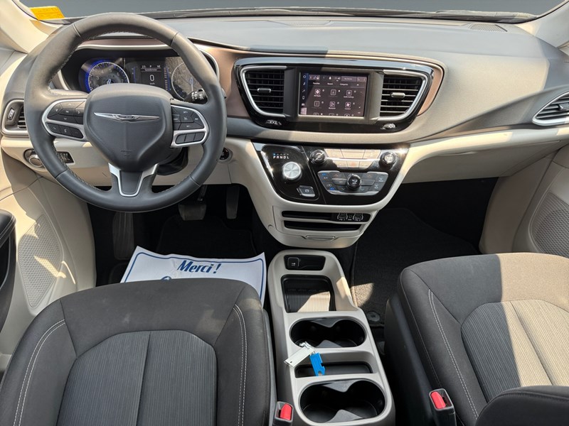2023 Chrysler Grand Caravan SXT 2WD