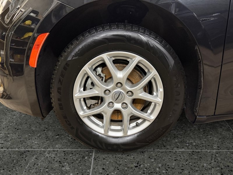 2023 Chrysler Grand Caravan SXT 2WD