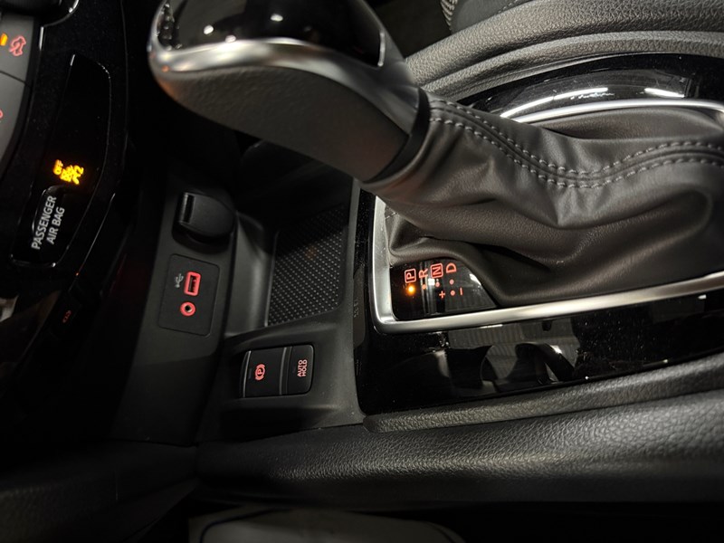 2022 Nissan Qashqai AWD SL CVT