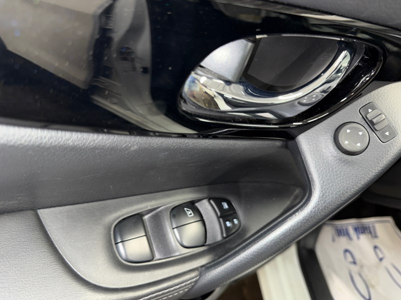 2022 Nissan Qashqai AWD SL CVT