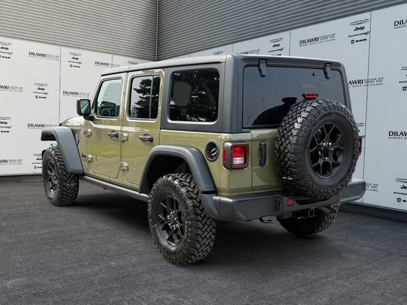 2025 Jeep Wrangler Willys 4 Door 4x4