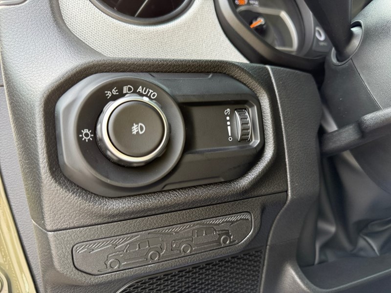 2025 Jeep Wrangler Willys 4 Door 4x4