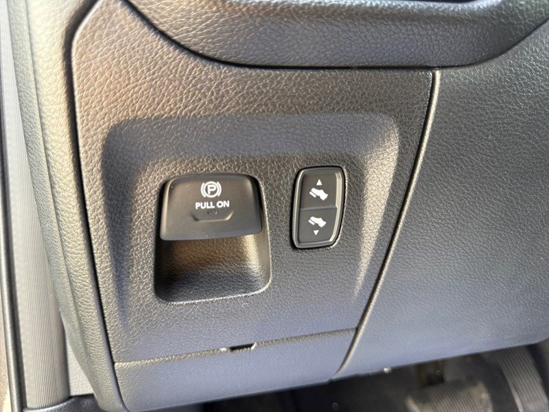 2025 RAM 1500 Big Horn 4x4 Crew Cab 5'7" Box