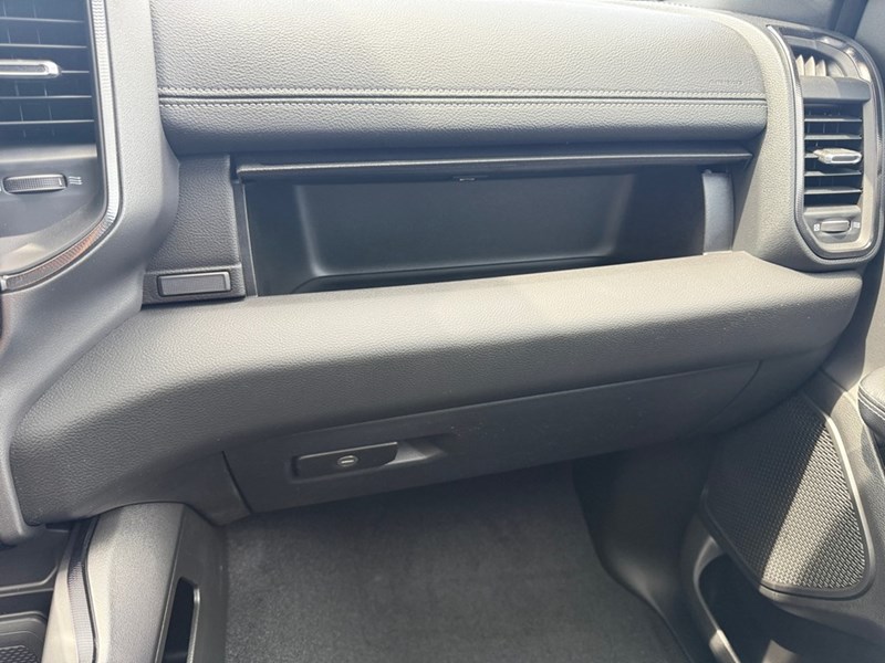 2025 RAM 1500 Sport 4x4 Crew Cab 5'7" Box