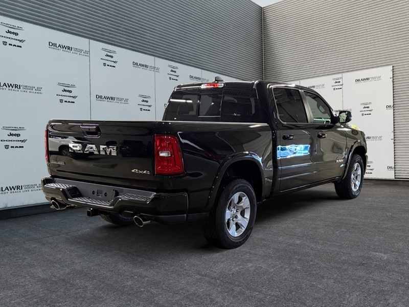 2025 RAM 1500 Big Horn 4x4 Crew Cab 5'7" Box