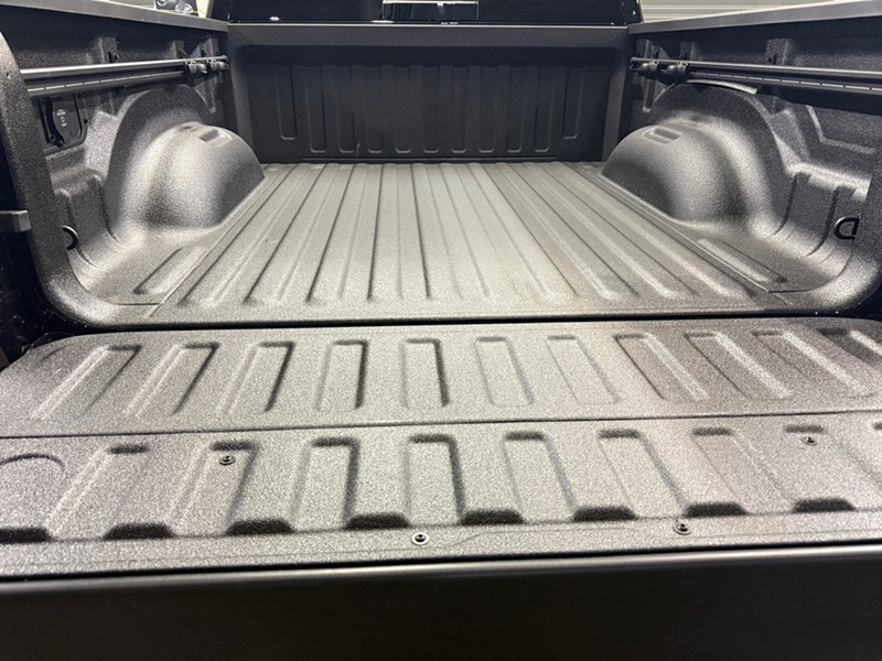 2025 RAM 1500 Big Horn 4x4 Crew Cab 5'7" Box
