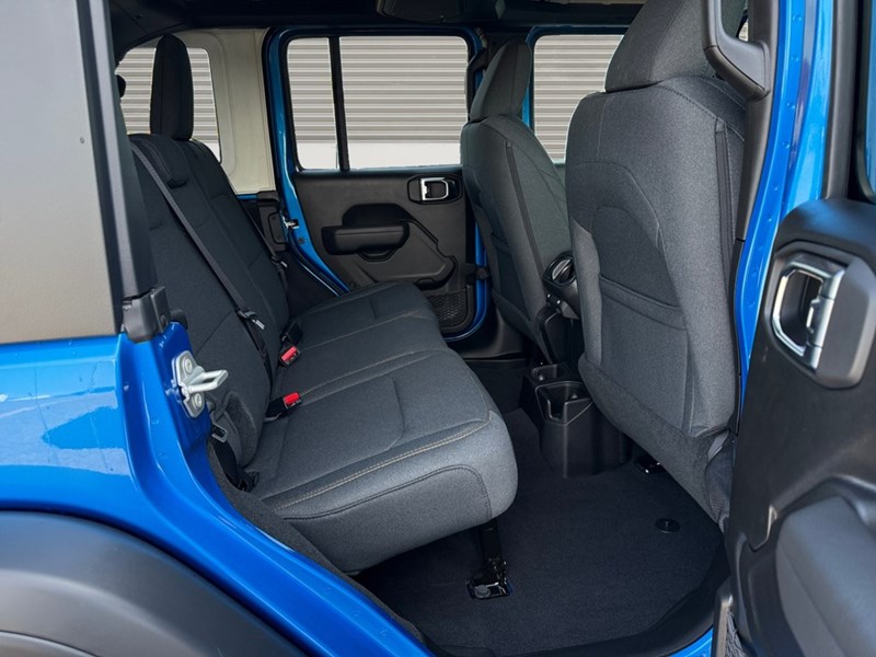 2025 Jeep Wrangler Willys 4 Door 4x4
