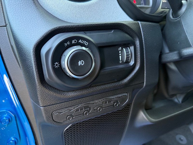 2025 Jeep Wrangler Willys 4 Door 4x4