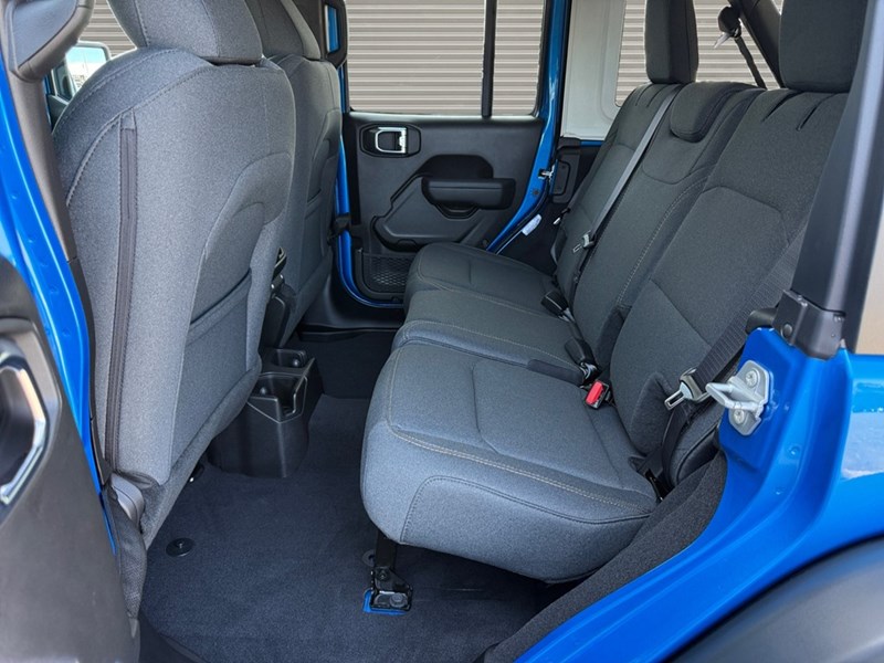 2025 Jeep Wrangler Willys 4 Door 4x4