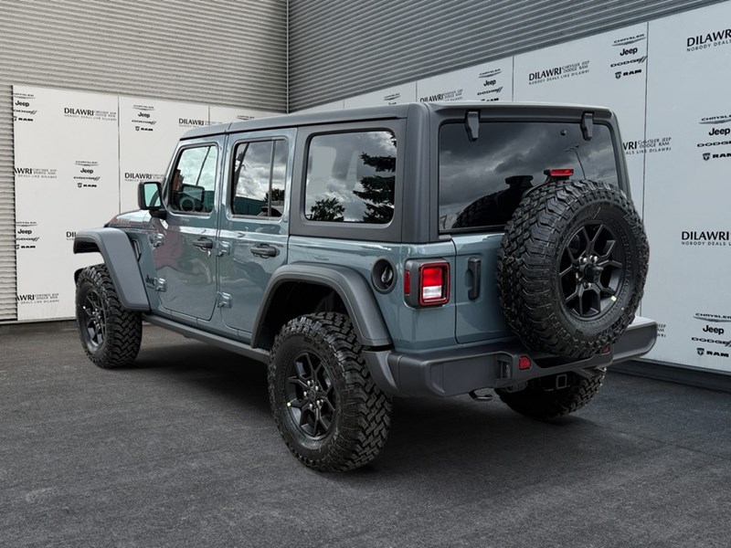 2025 Jeep Wrangler Willys 4 Door 4x4