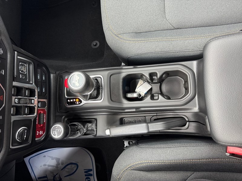 2025 Jeep Wrangler Willys 4 Door 4x4