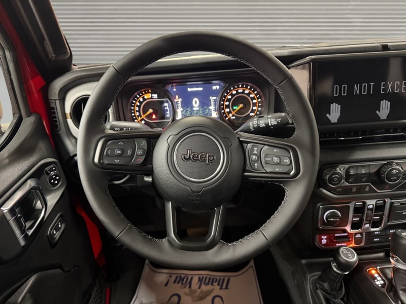 2025 Jeep Wrangler Willys 4 Door 4x4