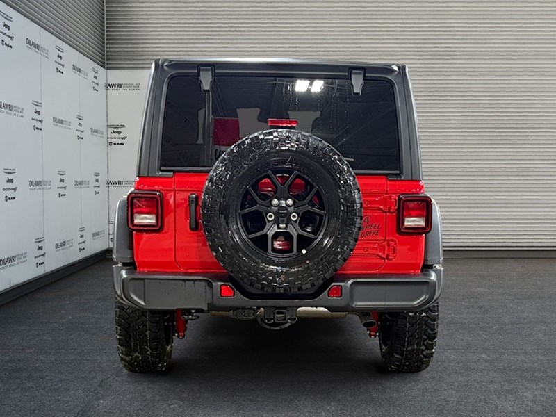 2025 Jeep Wrangler Willys 4 Door 4x4