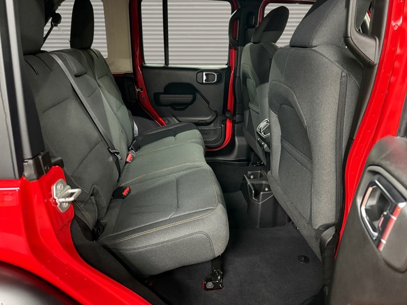 2025 Jeep Wrangler Willys 4 Door 4x4