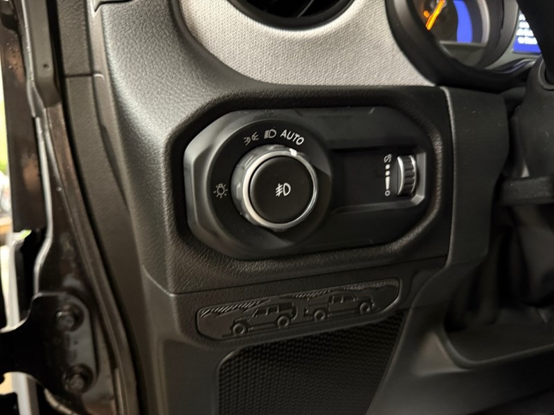 2025 Jeep Wrangler Willys 2 Door 4x4