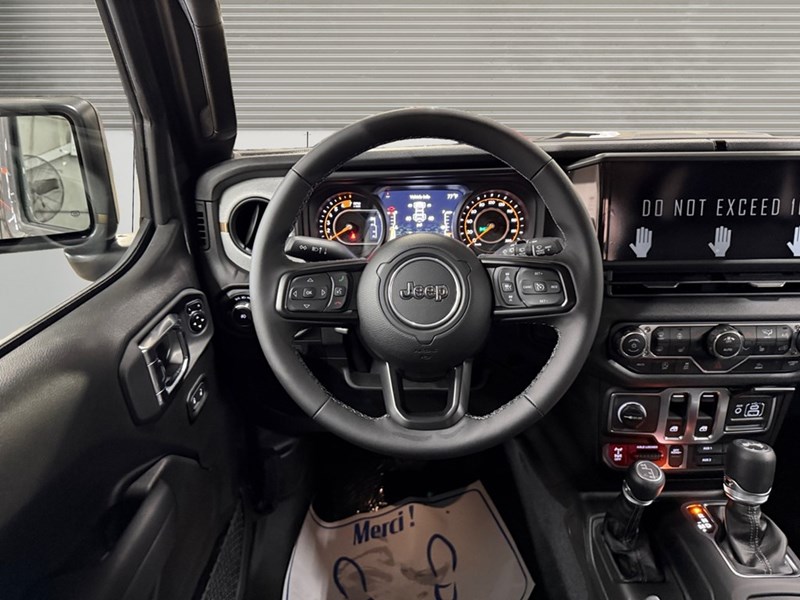 2025 Jeep Wrangler Willys 2 Door 4x4
