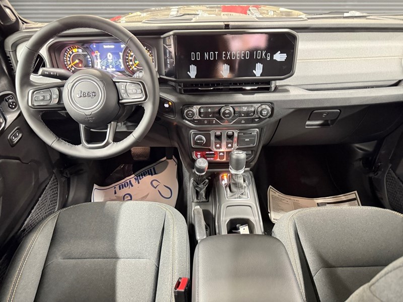 2025 Jeep Wrangler Willys 2 Door 4x4