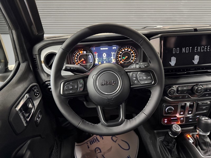 2025 Jeep Wrangler Willys 2 Door 4x4