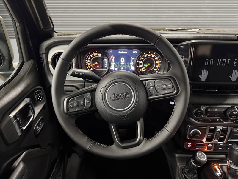 2025 Jeep Wrangler Willys 4 Door 4x4