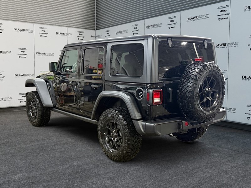2025 Jeep Wrangler Willys 4 Door 4x4