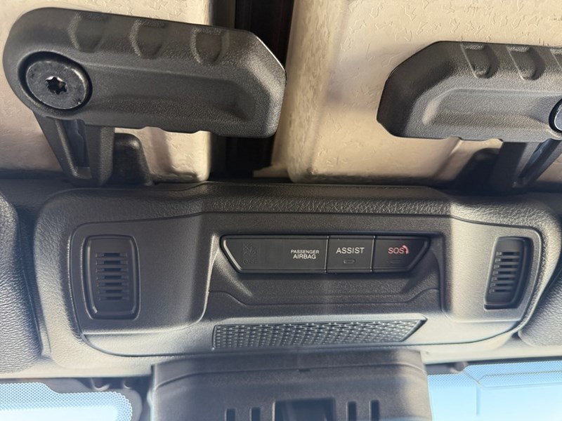 2025 Jeep Wrangler Willys 4 Door 4x4