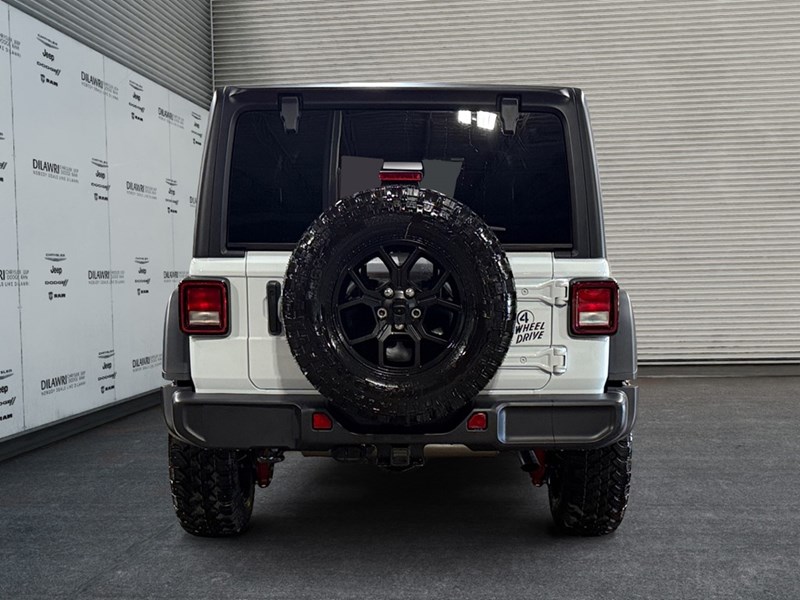 2025 Jeep Wrangler Willys 4 Door 4x4