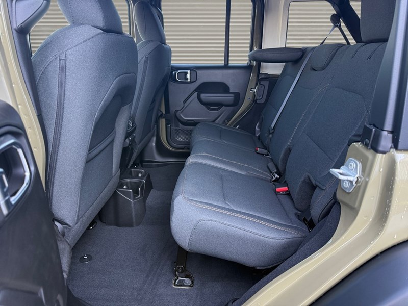 2025 Jeep Wrangler Willys 4 Door 4x4