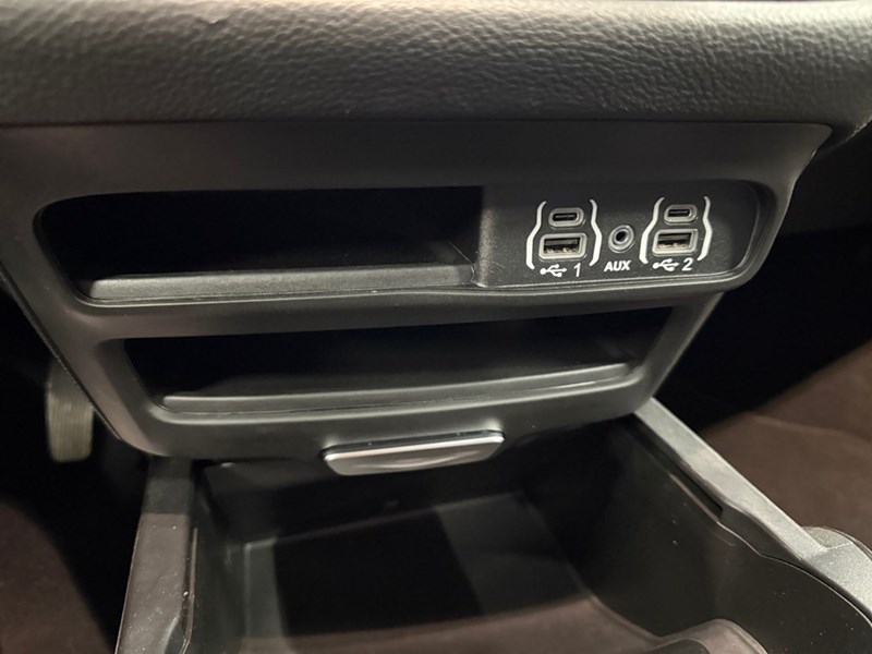 2023 Chrysler Pacifica Touring FWD