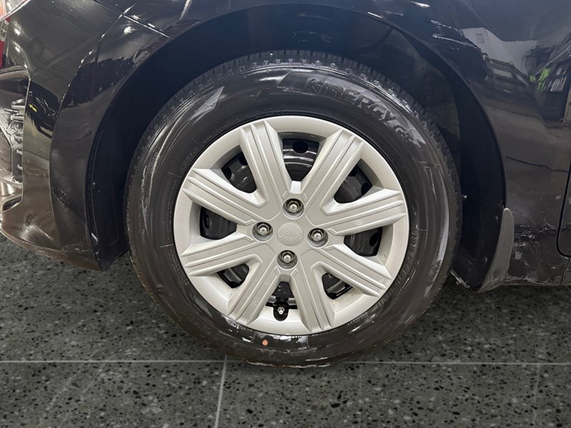2023 Kia Rio LX Premium IVT