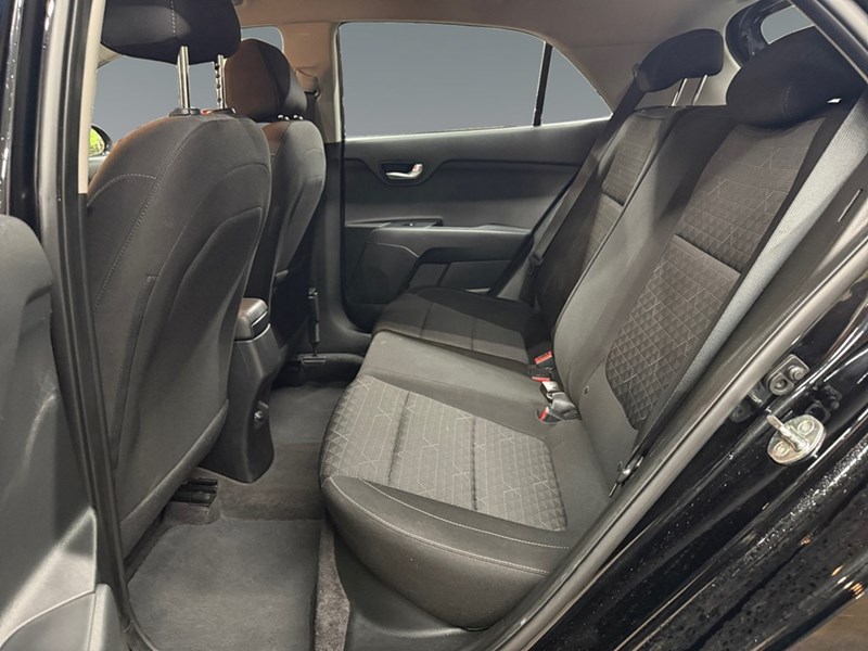 2023 Kia Rio LX Premium IVT