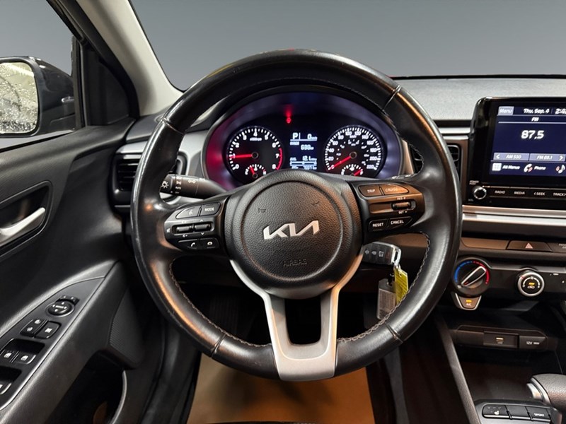 2023 Kia Rio LX Premium IVT