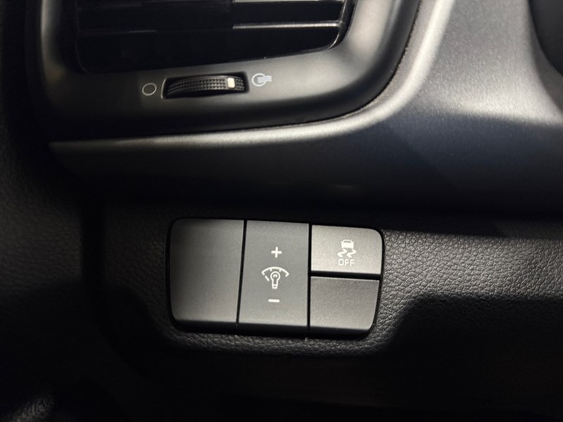 2023 Kia Rio LX Premium IVT