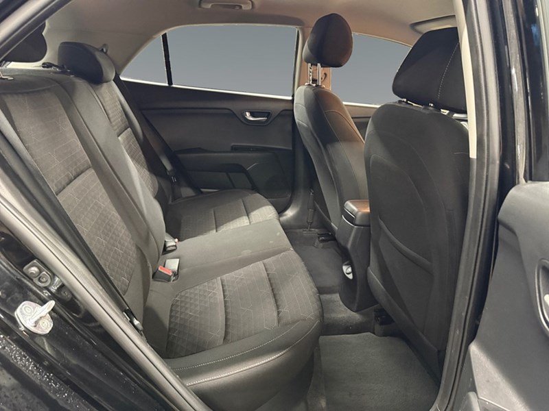 2023 Kia Rio LX Premium IVT