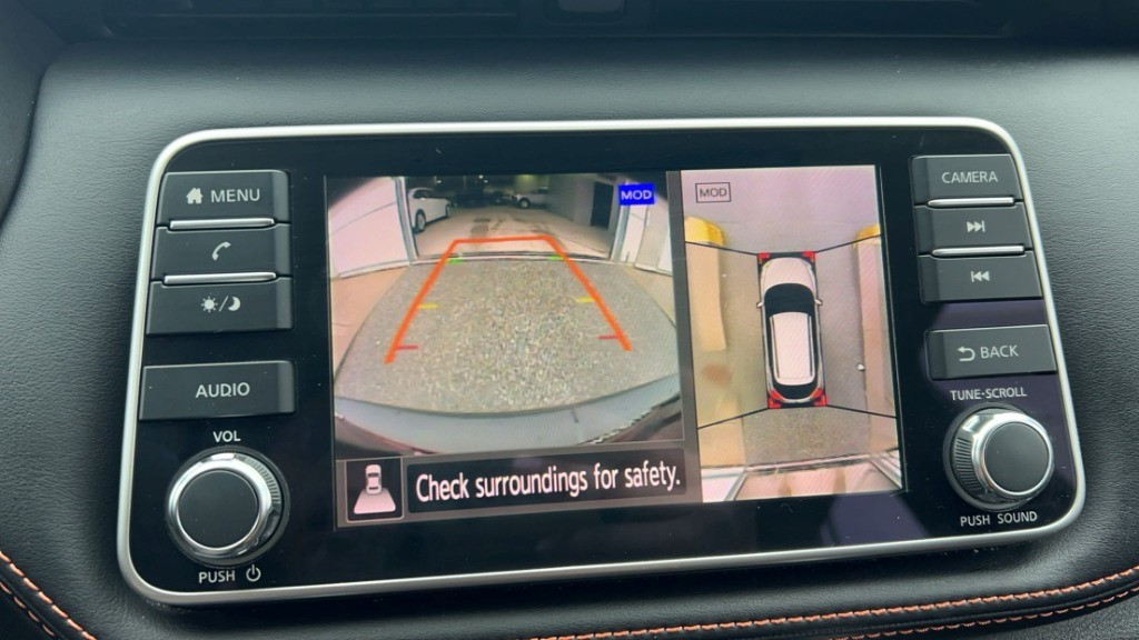 2018 Nissan Kicks SR / 360 Surround Camera | Leather