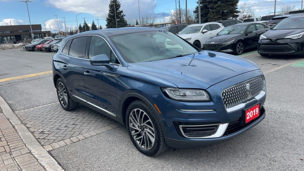 2019 Lincoln Nautilus Reserve AWD | Fully Loaded | Two Tone Interior
