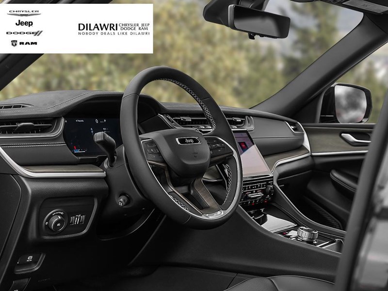 2025 Jeep Grand Cherokee Limited 4x4
