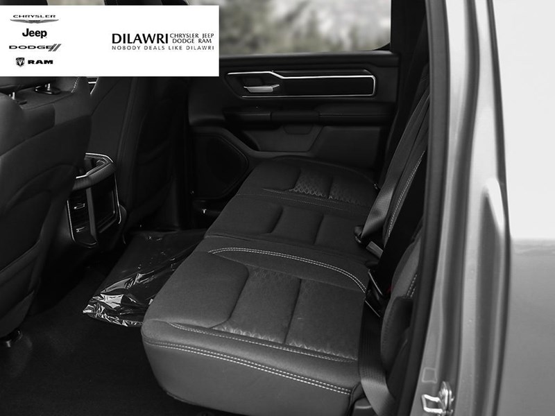 2025 RAM 1500 Big Horn 4x4 Crew Cab 5'7" Box