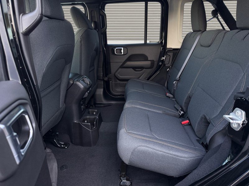 2025 Jeep Wrangler Sahara 4 Door 4x4