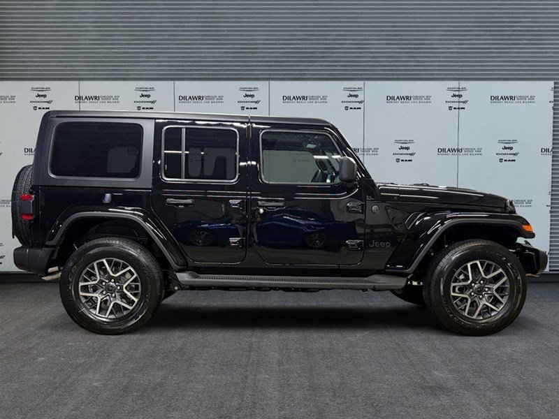 2025 Jeep Wrangler Sahara 4 Door 4x4