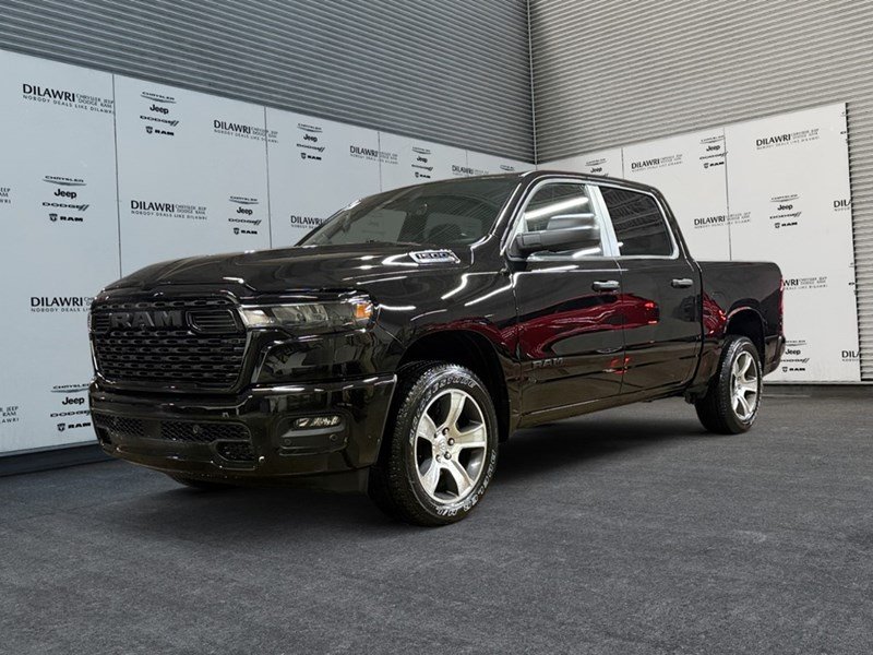 2025 RAM 1500 Tradesman 4x4 Crew Cab 5'7" Box