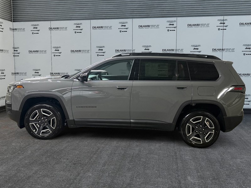 2026 Jeep Cherokee Laredo 4x4