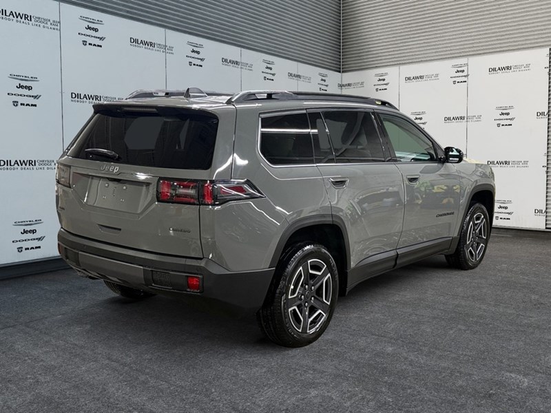 2026 Jeep Cherokee Laredo 4x4